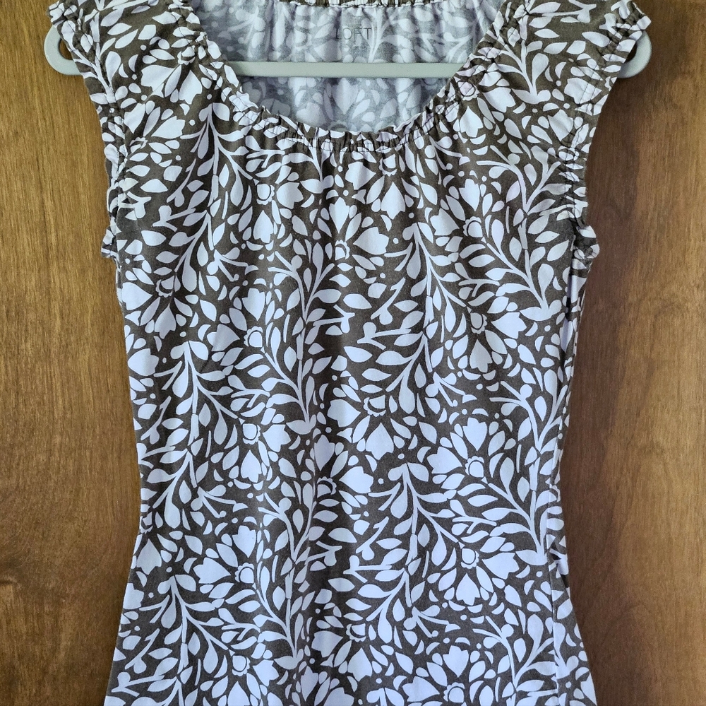 NEW Loft Cotton Gathered Neck/Sleeves Brown/White Leaf Pattern Top Women's Small
